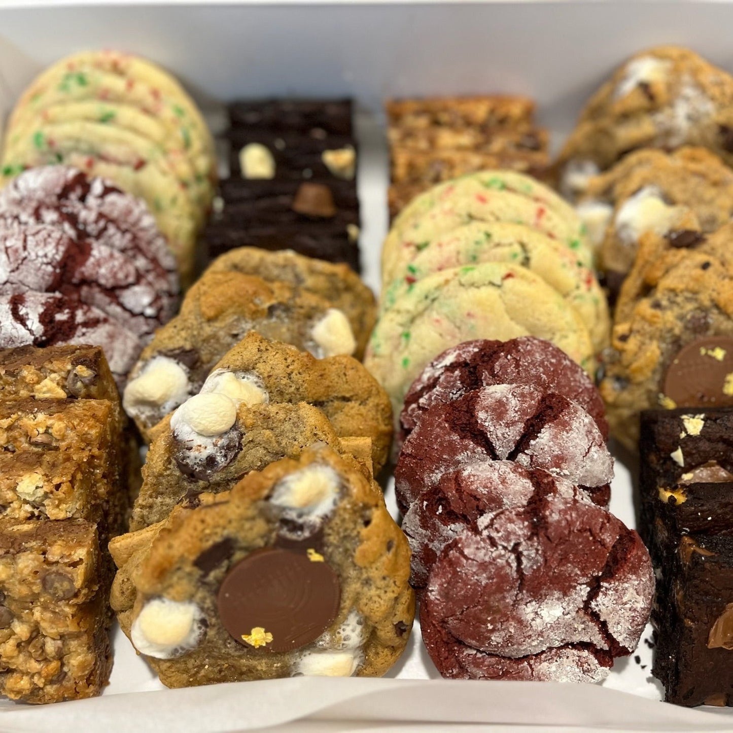 Happy Holidays box - Large