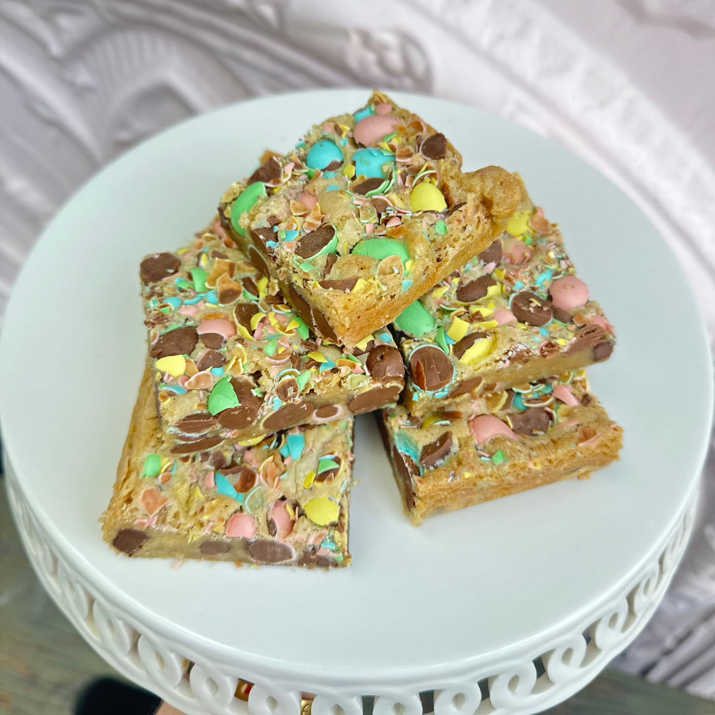 Mini Egg Blondie